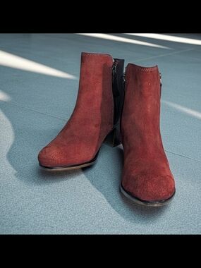 Roan Lina Women's Burgundy & Brown Suede Ankle Heeled Ankle Boots Size 7.5